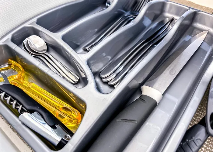 White Lägenhet Golem (Tirana)